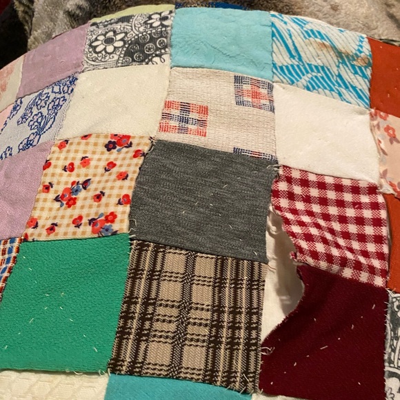 ‘Handmade Square patch quilt, - Picture 6 of 8